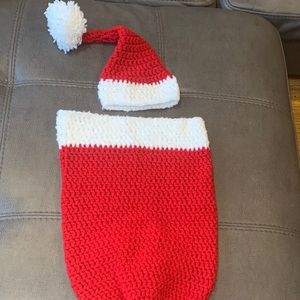 💕Santa baby cocoon with hat. Hand crocheted.💕